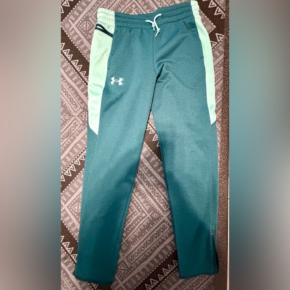 Under Armour Teal Sweatpants Youth Large, Women Small